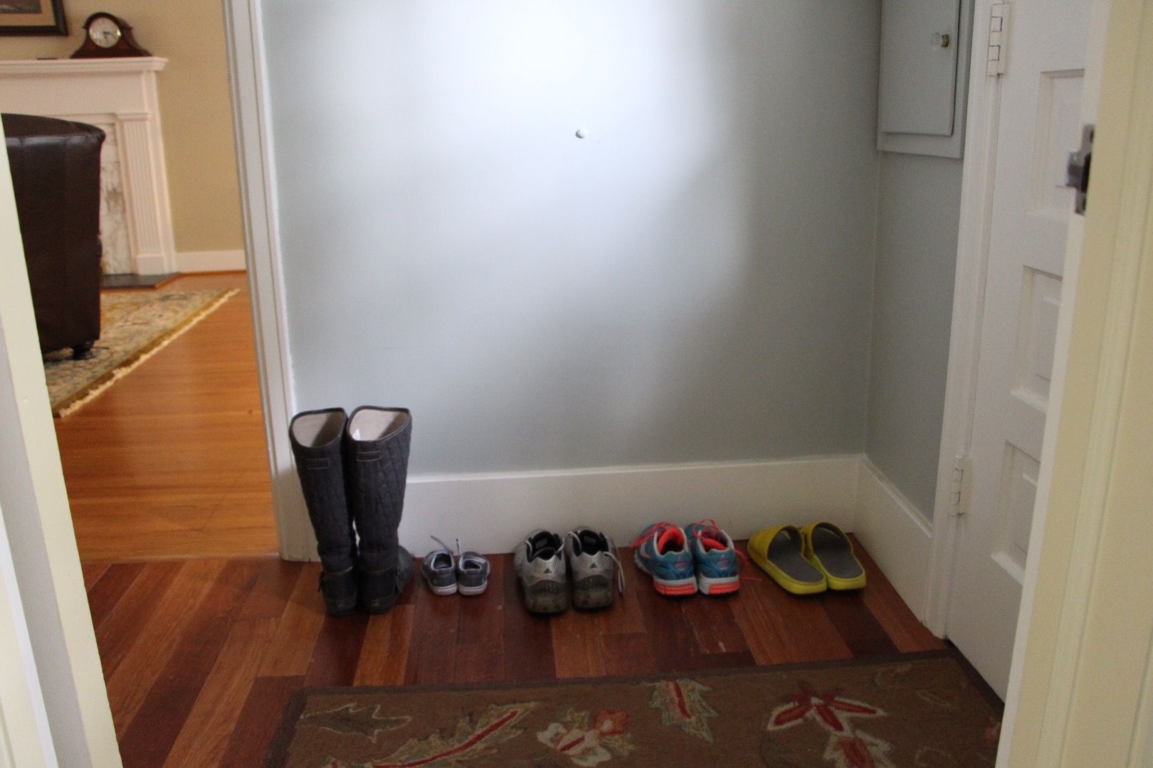 Mud Room Coat Rack and Bench 13 Steps (with Pictures) Instructables