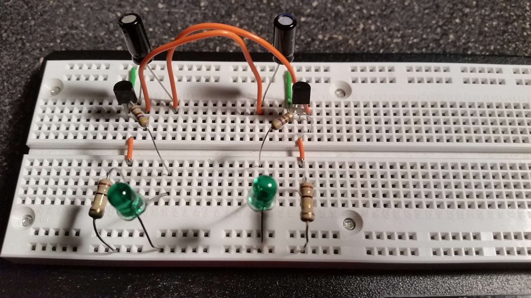 Simple Blinking LED Circuit : 5 Steps (with Pictures) Circuit Diagram