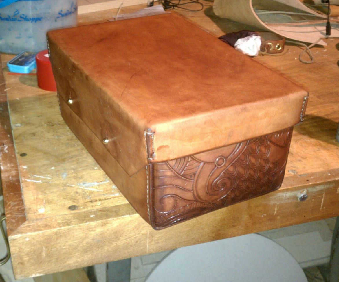 Sewing and Tooling a Packable Leather Toolbox