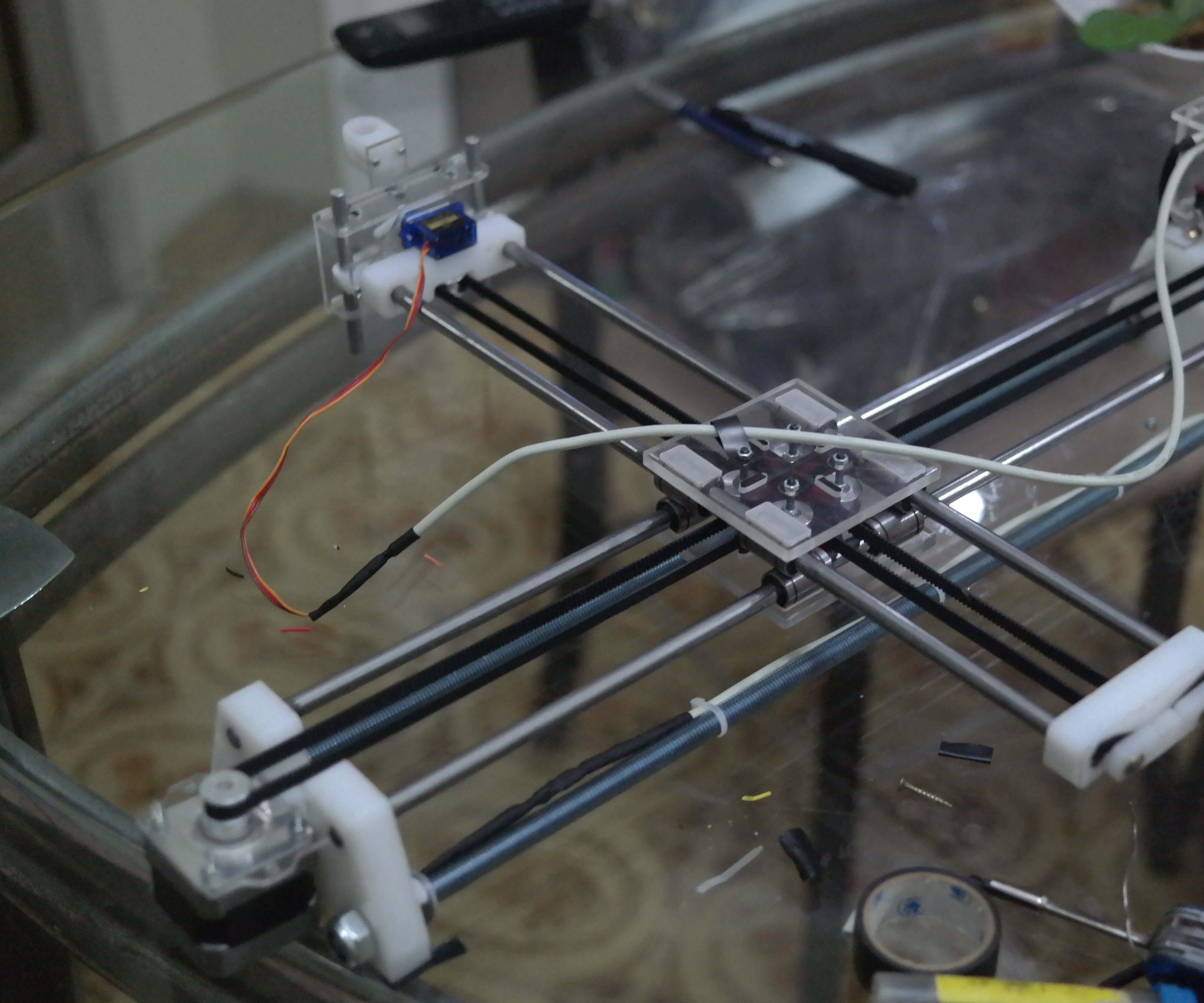 MaxDraw - a plotter XY built in CNC.