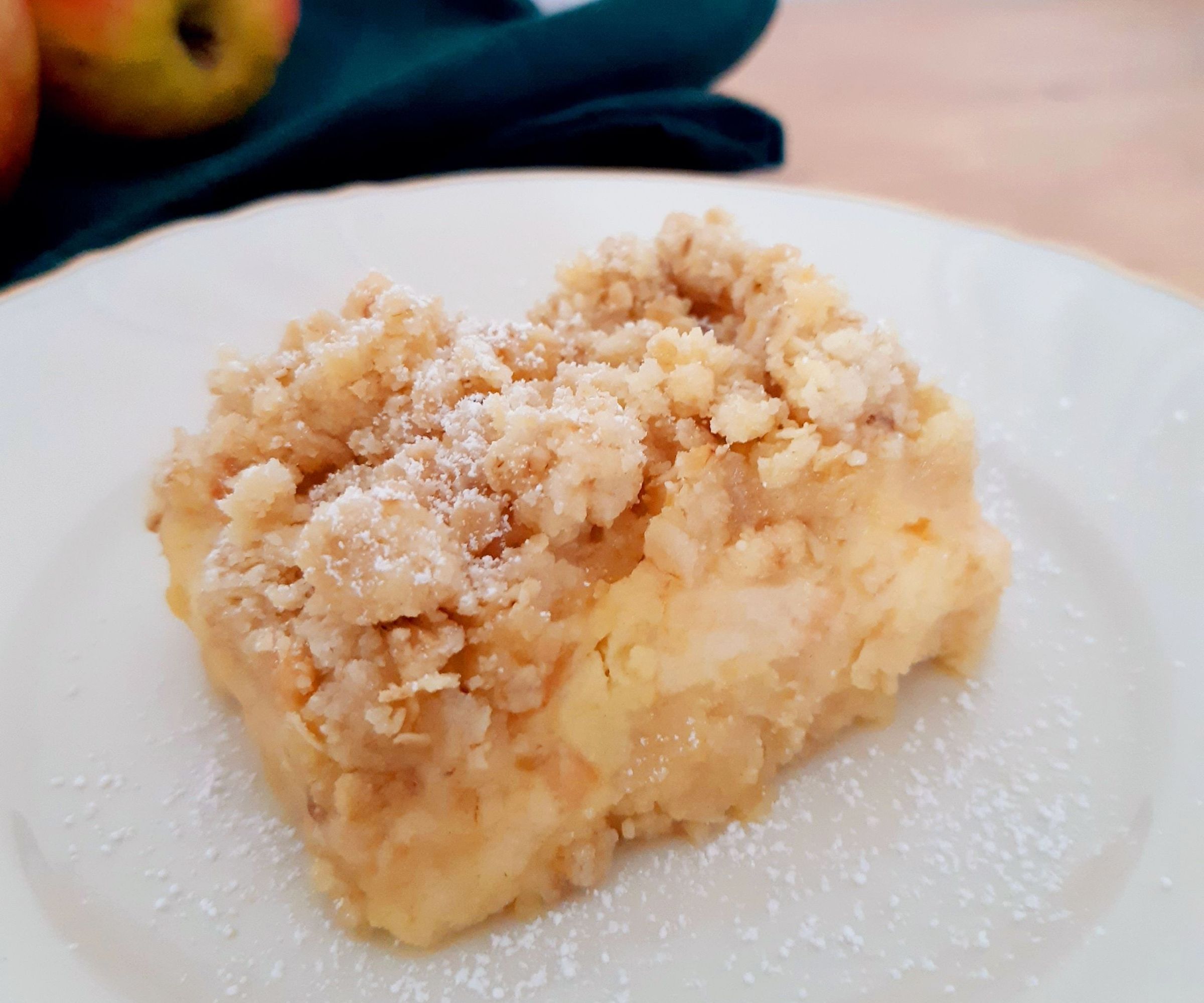 Cheesecake Vs. Apple Crumble 