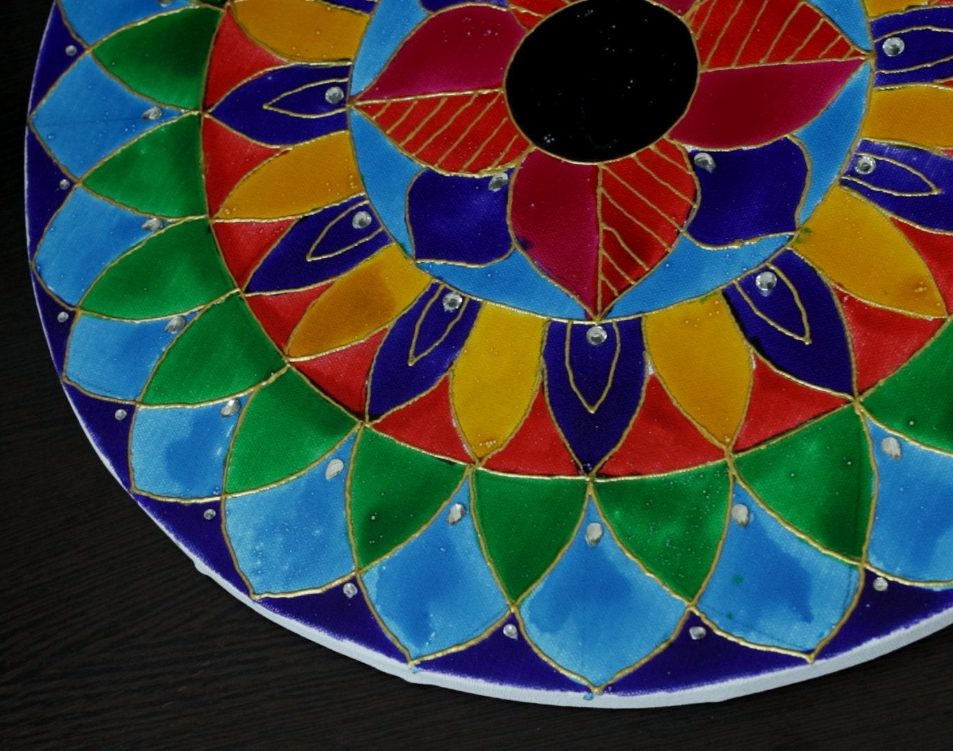 FAIRY LIGHTS RANGOLI WITH CANVAS : 6 Steps (with Pictures) - Instructables