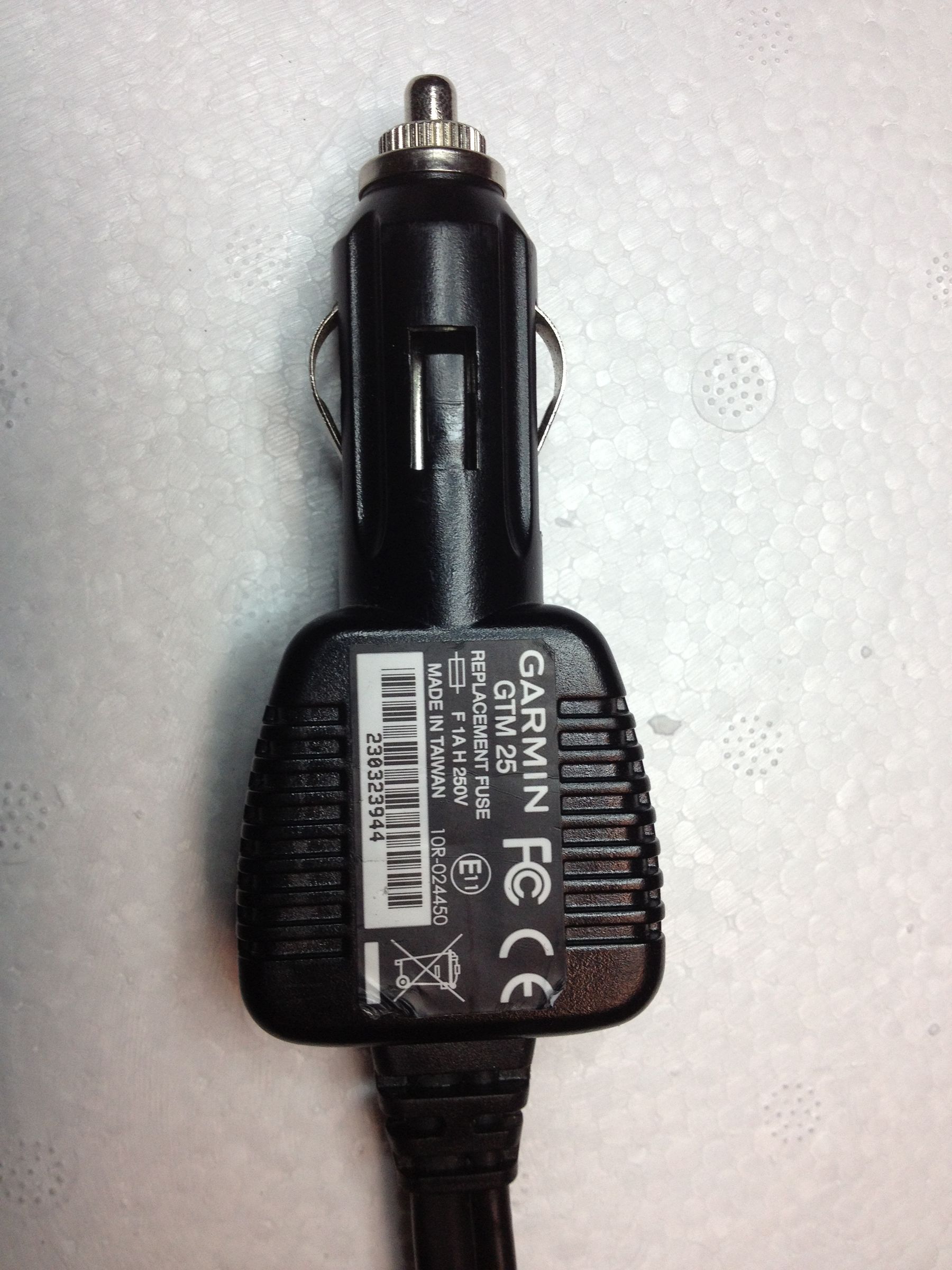 Repair  GPS Power Plug