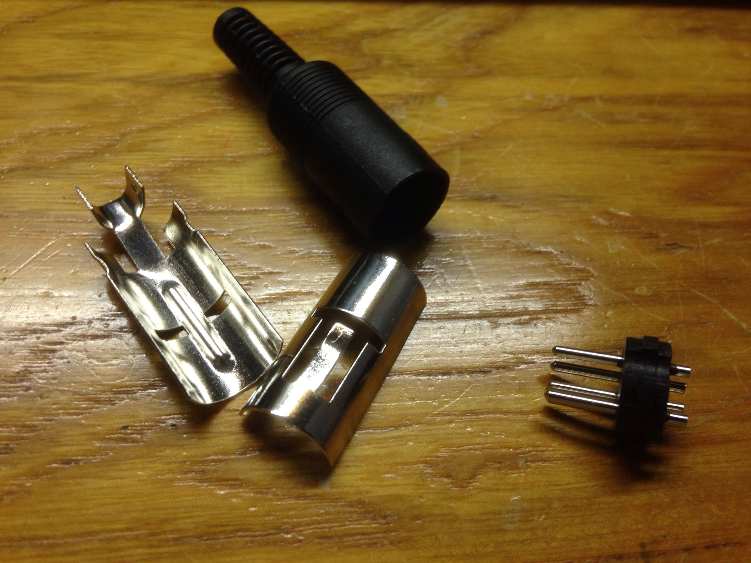 DIY TI-99/4a Composite Video Cable : 7 Steps - Instructables