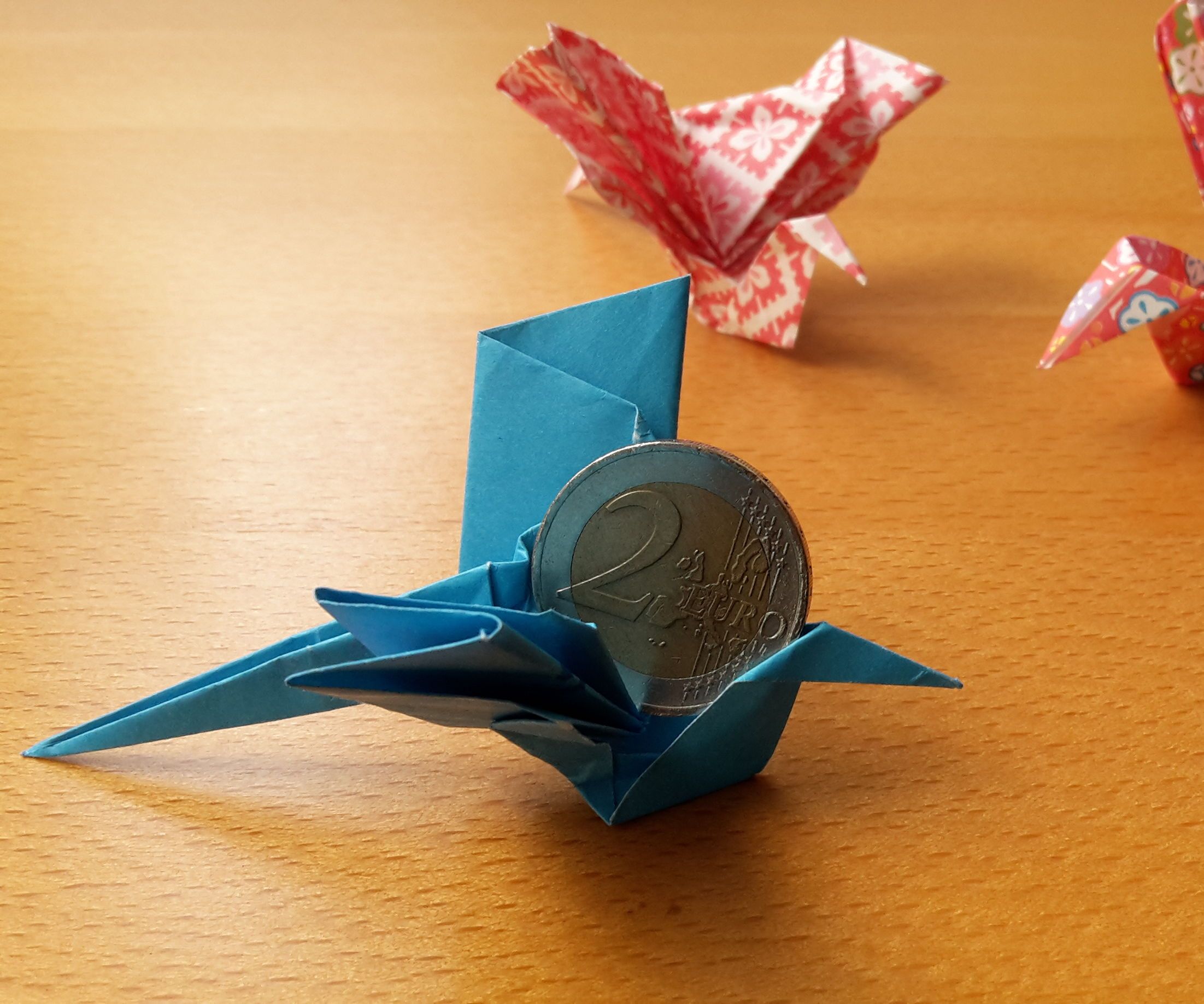 Happy BIRDSday! a Moving Message-hiding Origami-bird Greeting Card