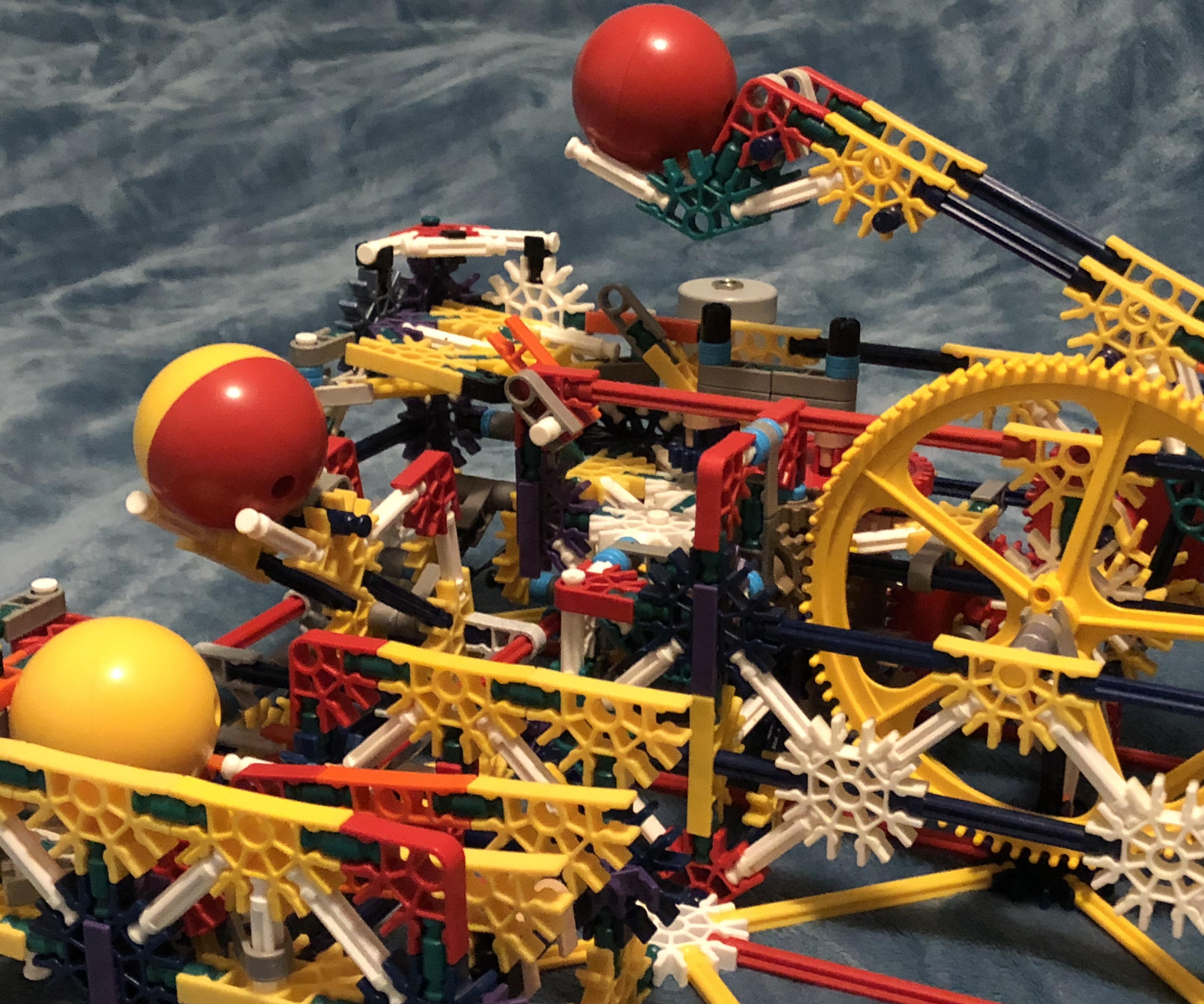 New K'NEX Ball Machine Lift - Two Arms