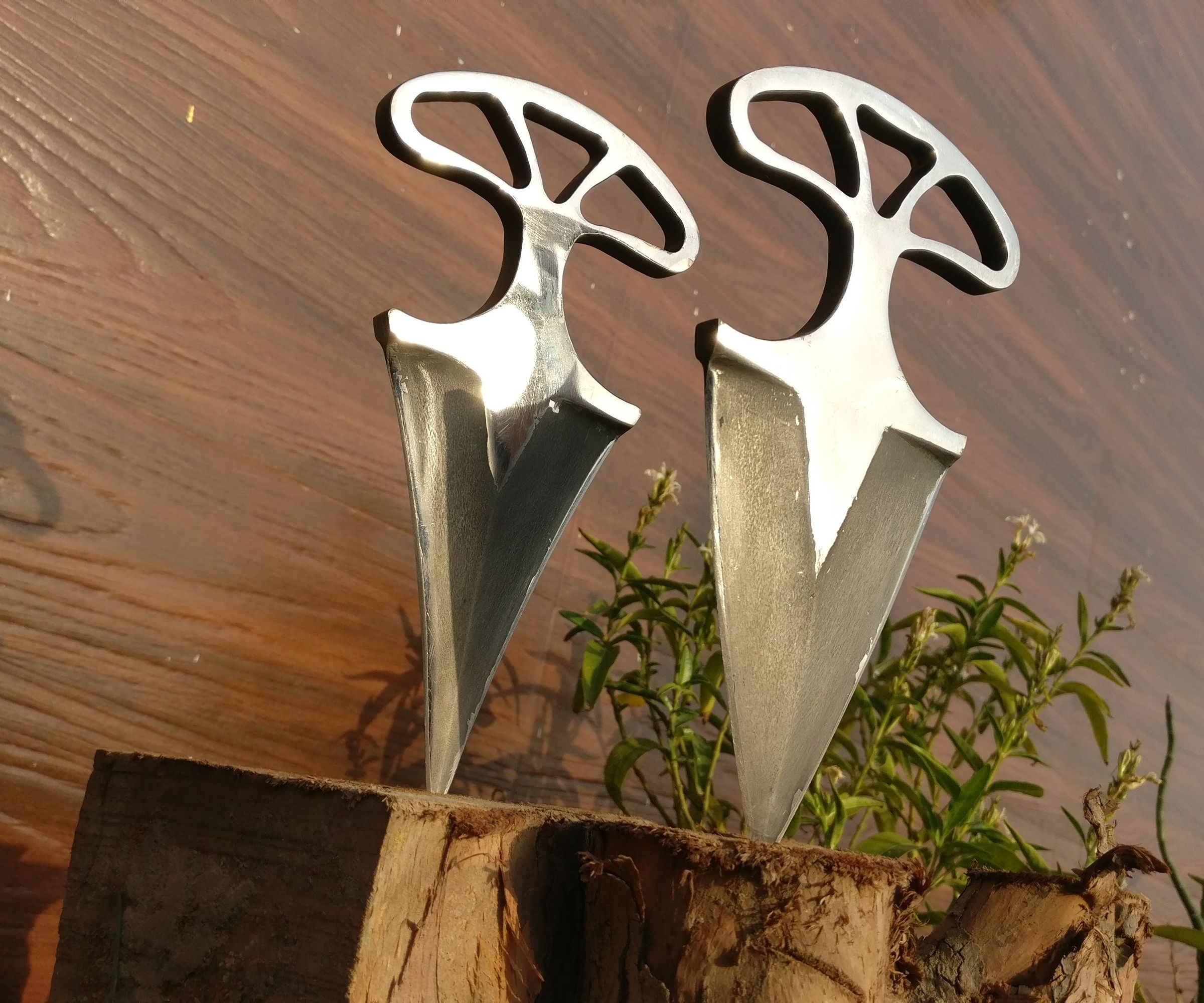 Counter Strike Push Daggers