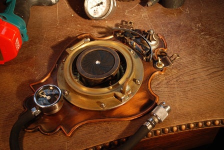 Steampunk Wearable Timemachine