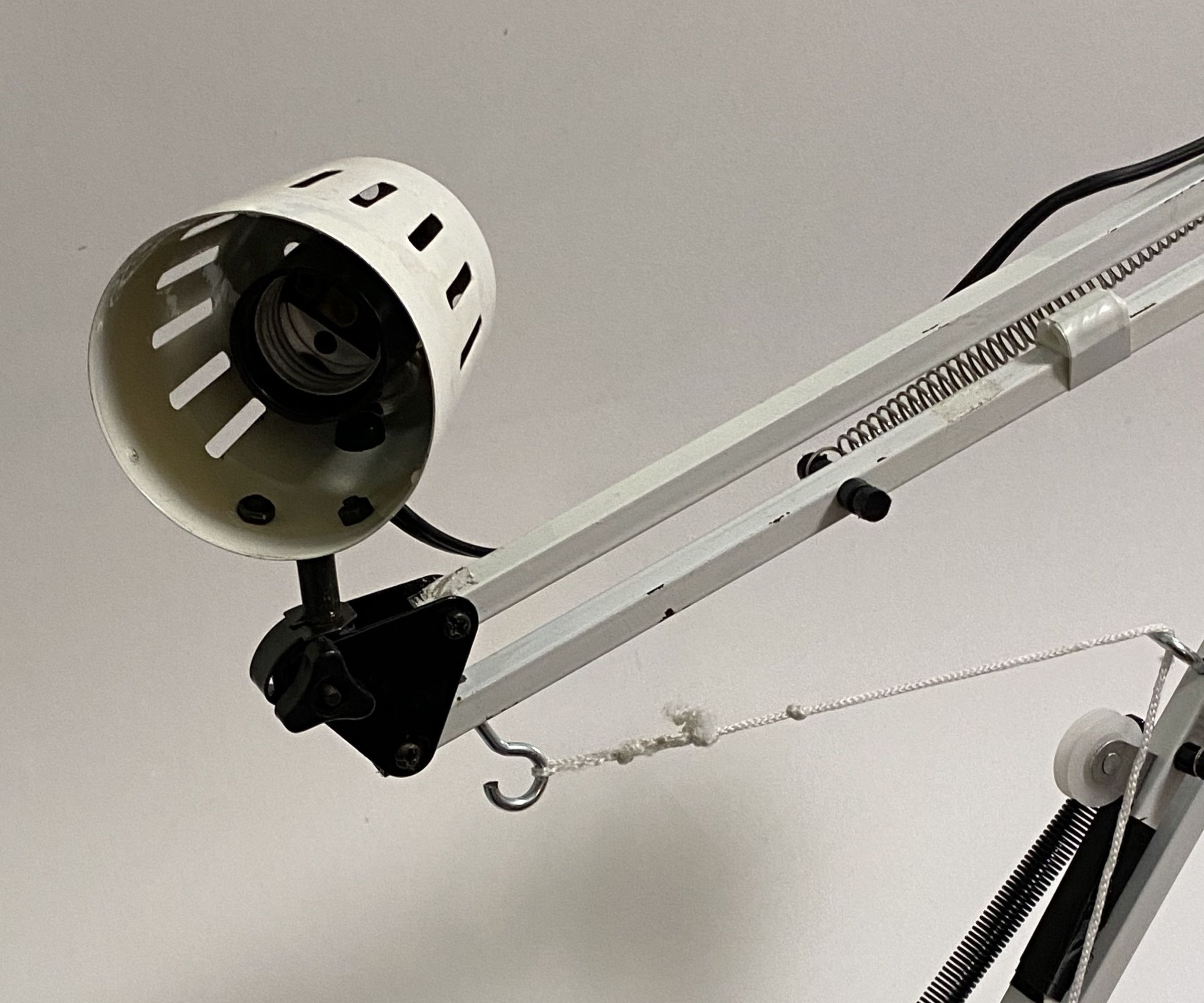 Pulley-Powered, Robotic Swing Arm Lamp
