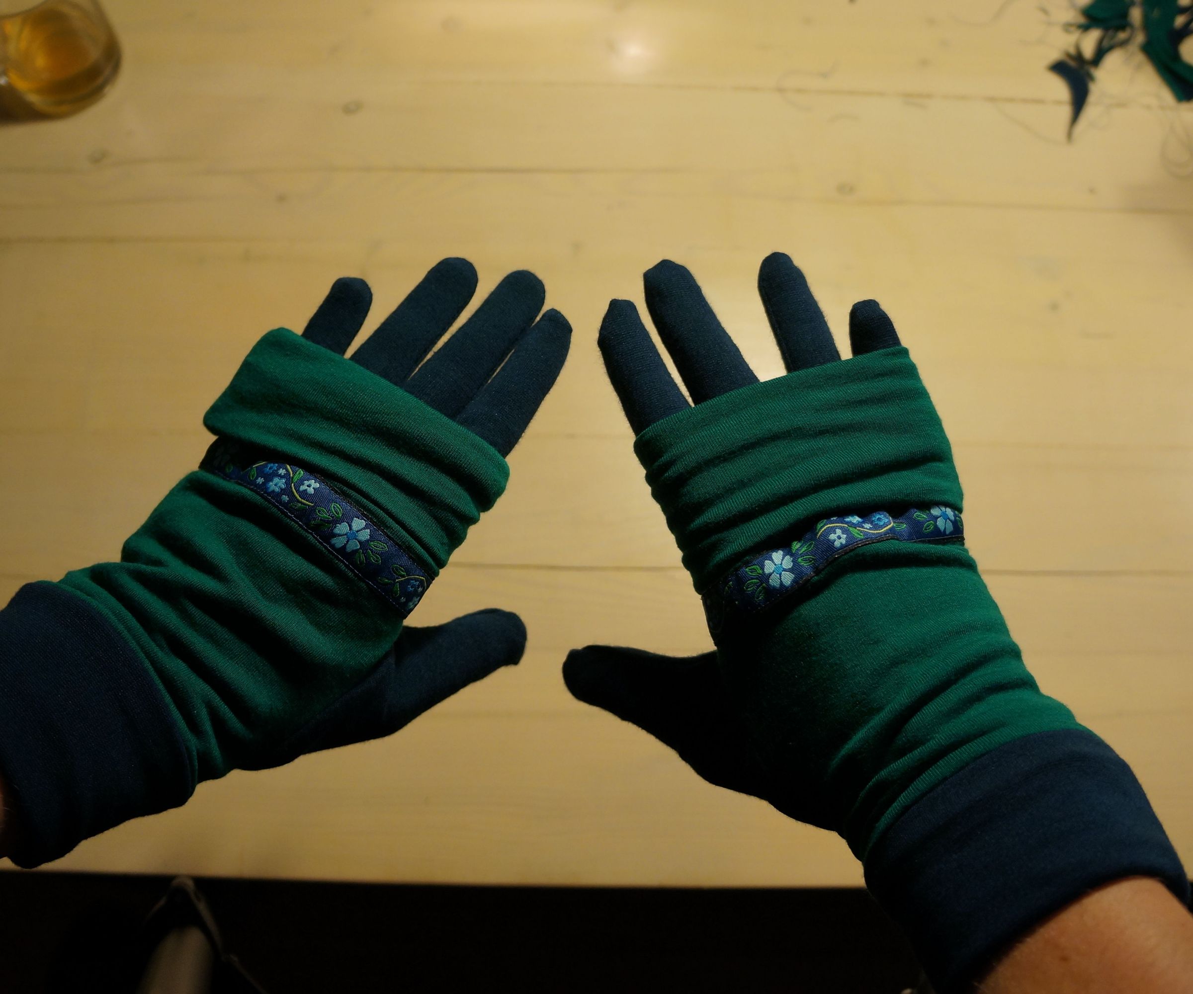 Two-color Double-layered Gloves