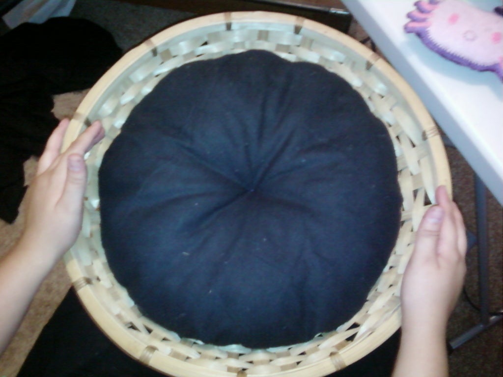 How to Make a Simple Cat Bed in an Old Basket 5 Steps Instructables