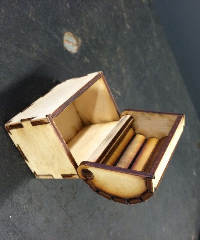 Lasercut dovetail chest, a technique demonstration.