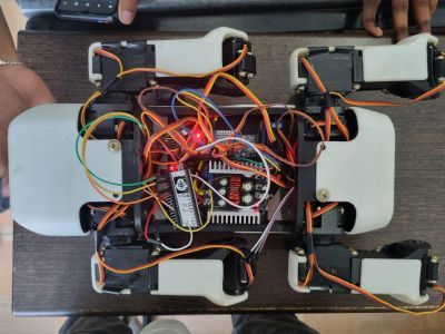 Quadruped Robot - Alpha! ESP32 Based Spot Micro Robot. : 14 Steps (with ...