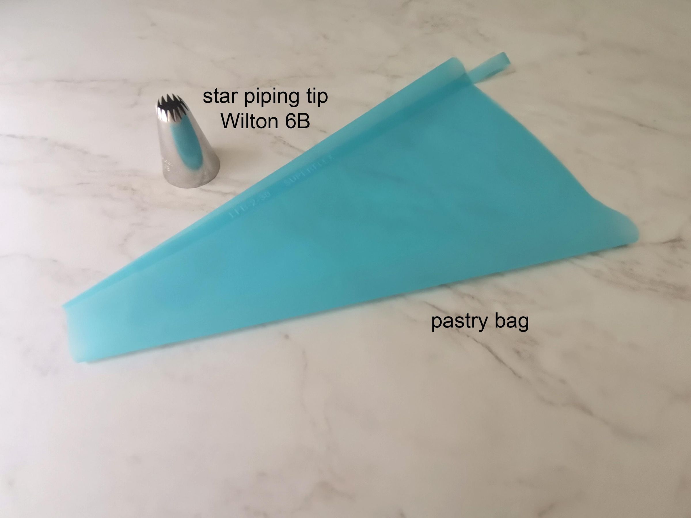 Chocolate Ice Cream Cake With Meringues and Walnuts 3 Steps (with