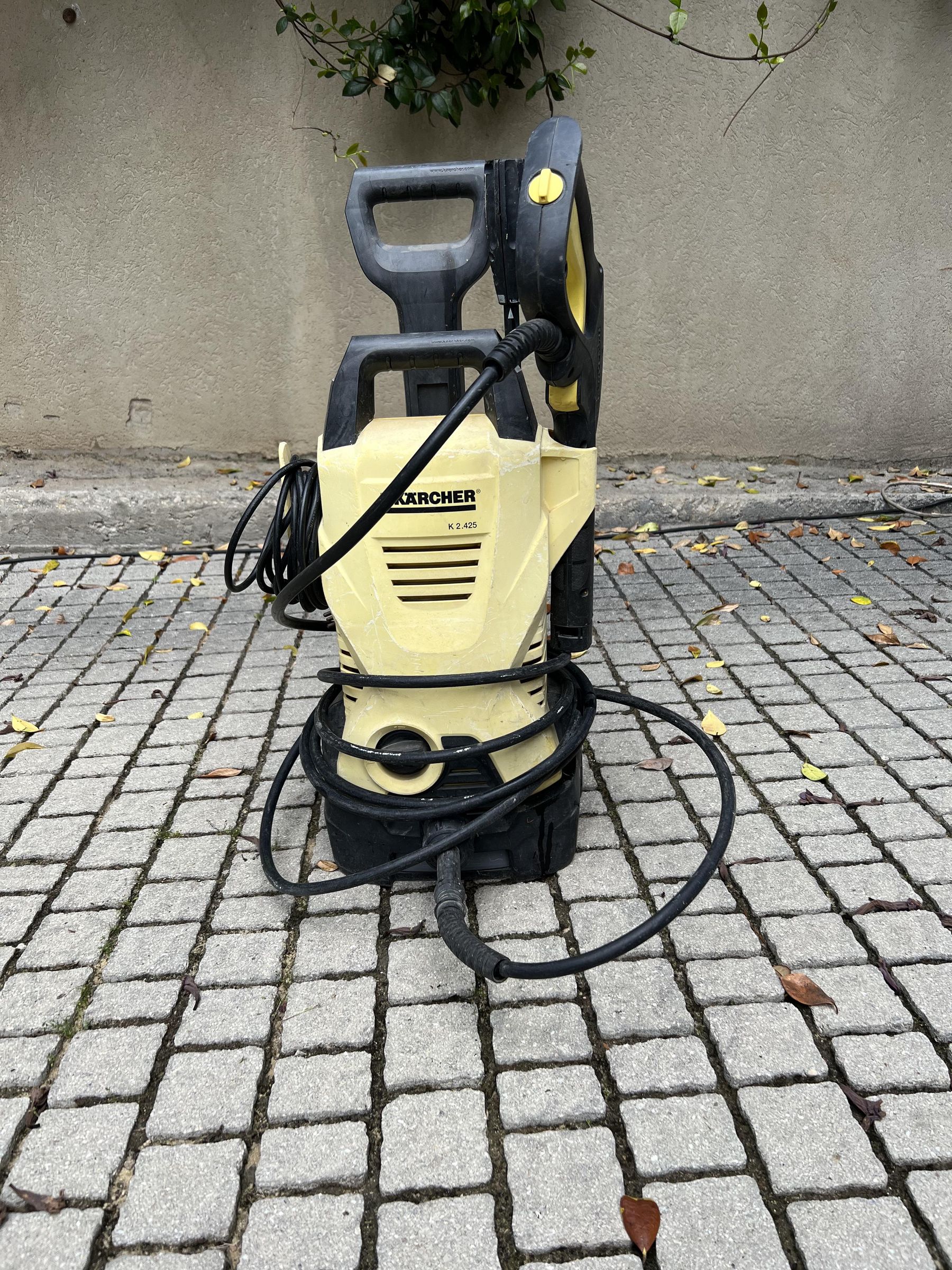 Cleaning Mold Off a Soft Convertible Top 6 Steps (with Pictures