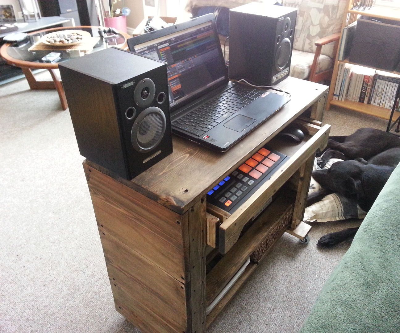 Mini Mobile D.A.W./Computer desk 