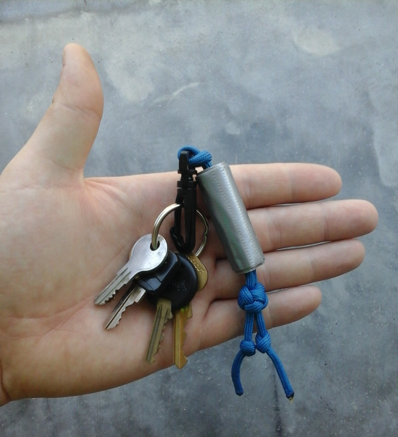 Paracord Duct Tape Keychain (with Pictures) Instructables