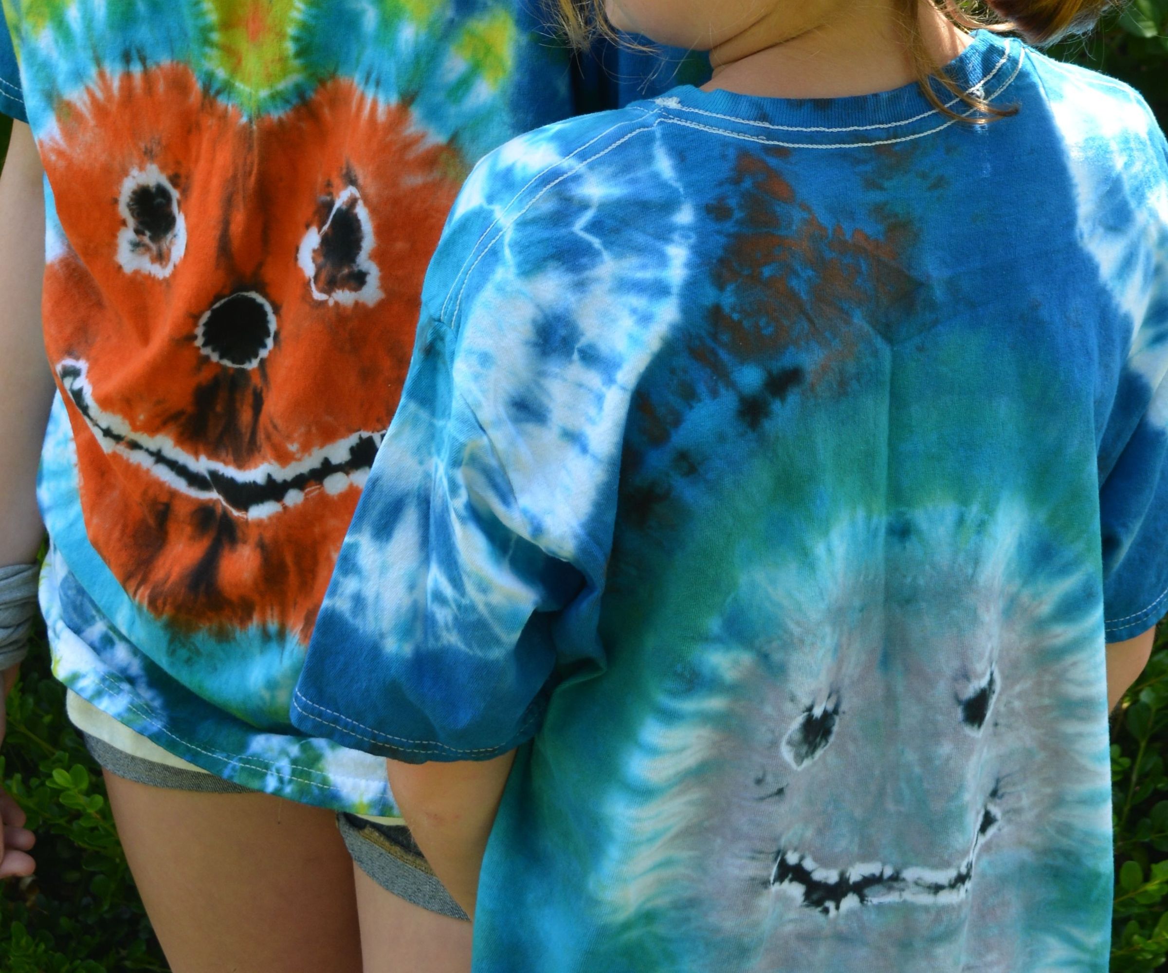 DOUBLE SIDED HALLOWEEN TIE DYE