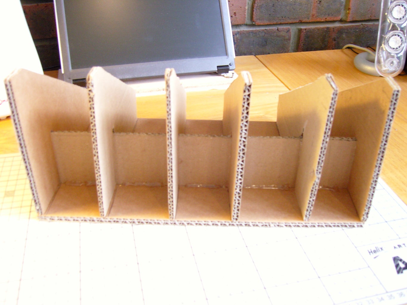 Подставка для картона