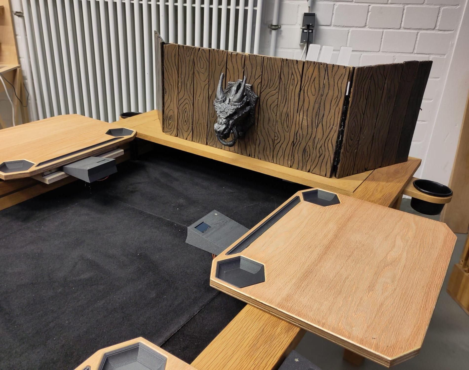 Interactive Dungeon and Dragon Table