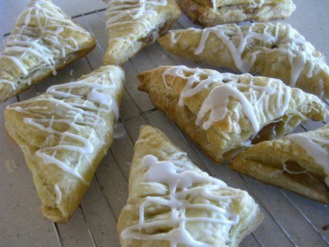 Easy Delicious Apple Turnovers