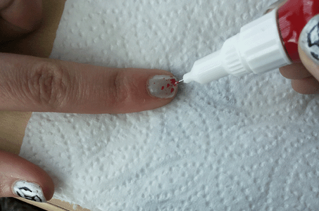 Applying the Nail Polish