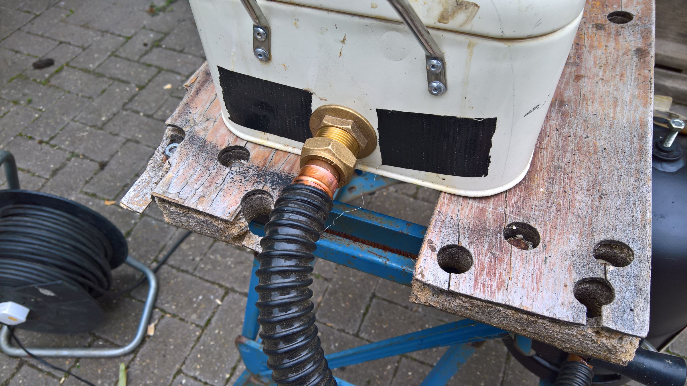 How to Make a Cold Smoker Pump 5 Steps Instructables