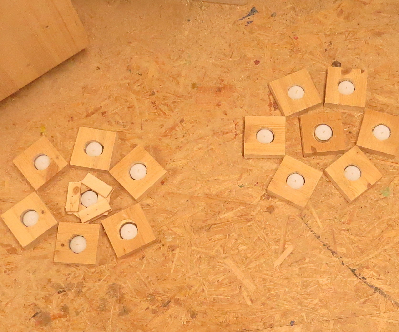 14 Ways to Make a Tealight Hole