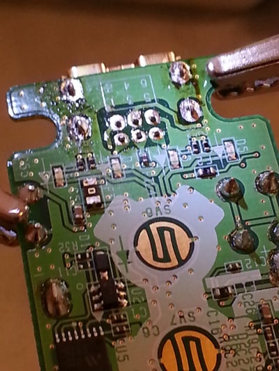 Desoldering - Wiimote and Game Boy