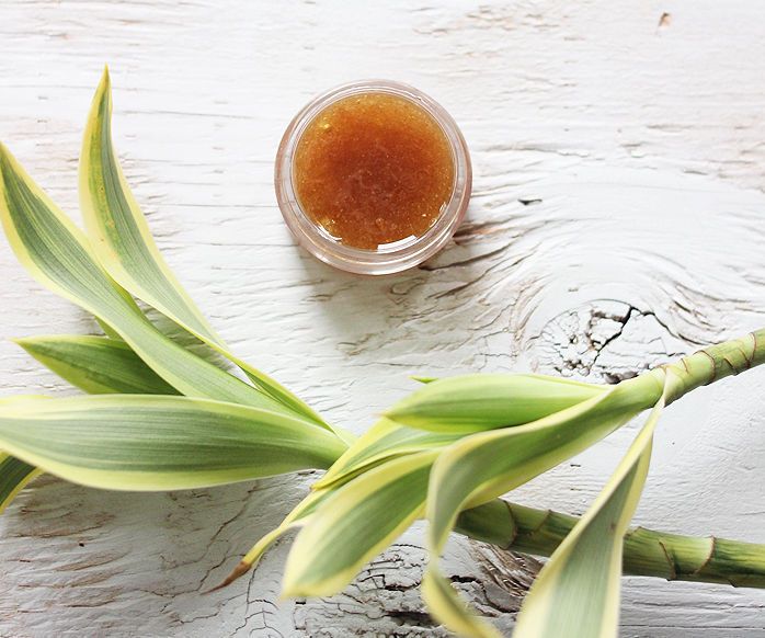 DIY Lip Scrub