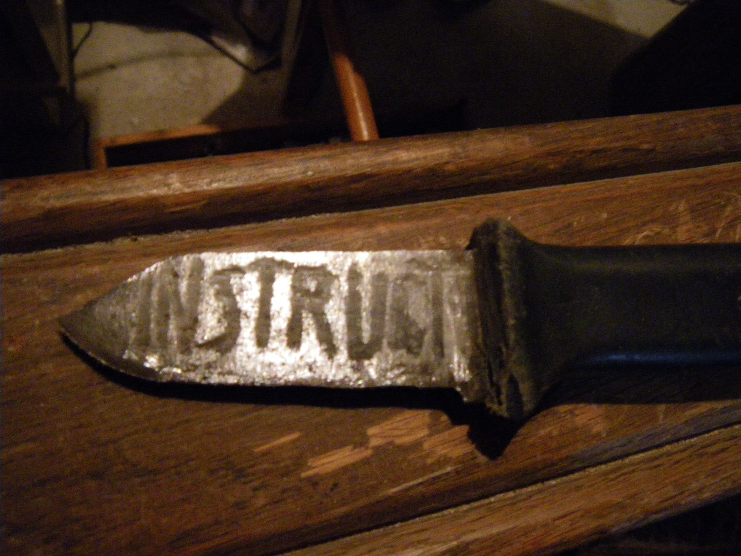 Dremel Makes Your Rusty Blade to Shine With Your Initials