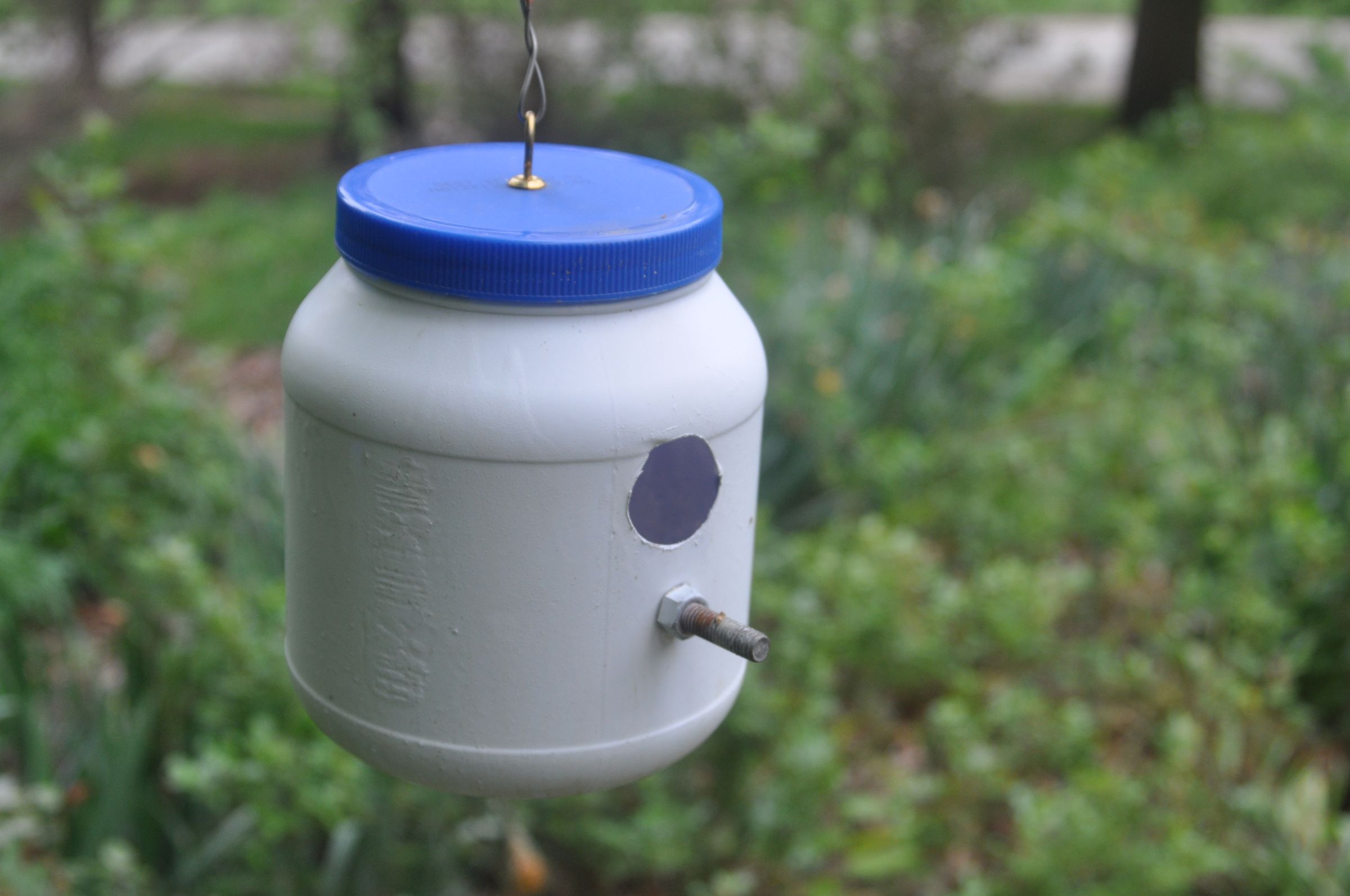 Vintage Birdhouse Glass Drink Dispenser, Spigot Pitcher, 1980s Barware  Cooler Lid Jar Decanter Carafe, image size:4288x2848