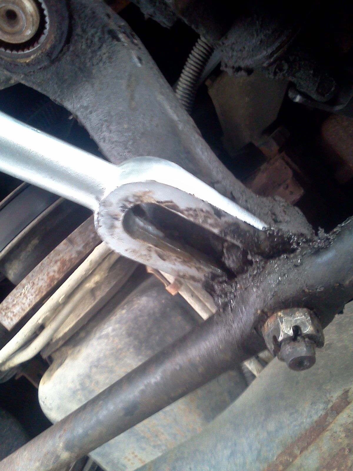 Sloppy Steering? Change the Pitman Arm! 3 Steps Instructables