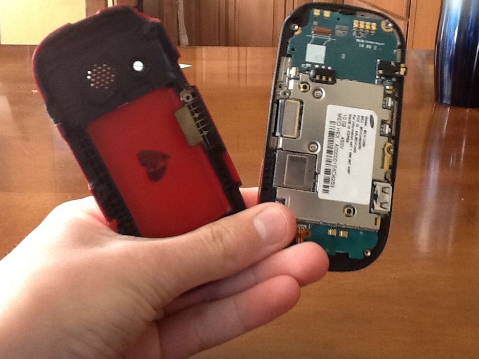 How to Fix Your Flip Phone's Screen : 7 Steps - Instructables