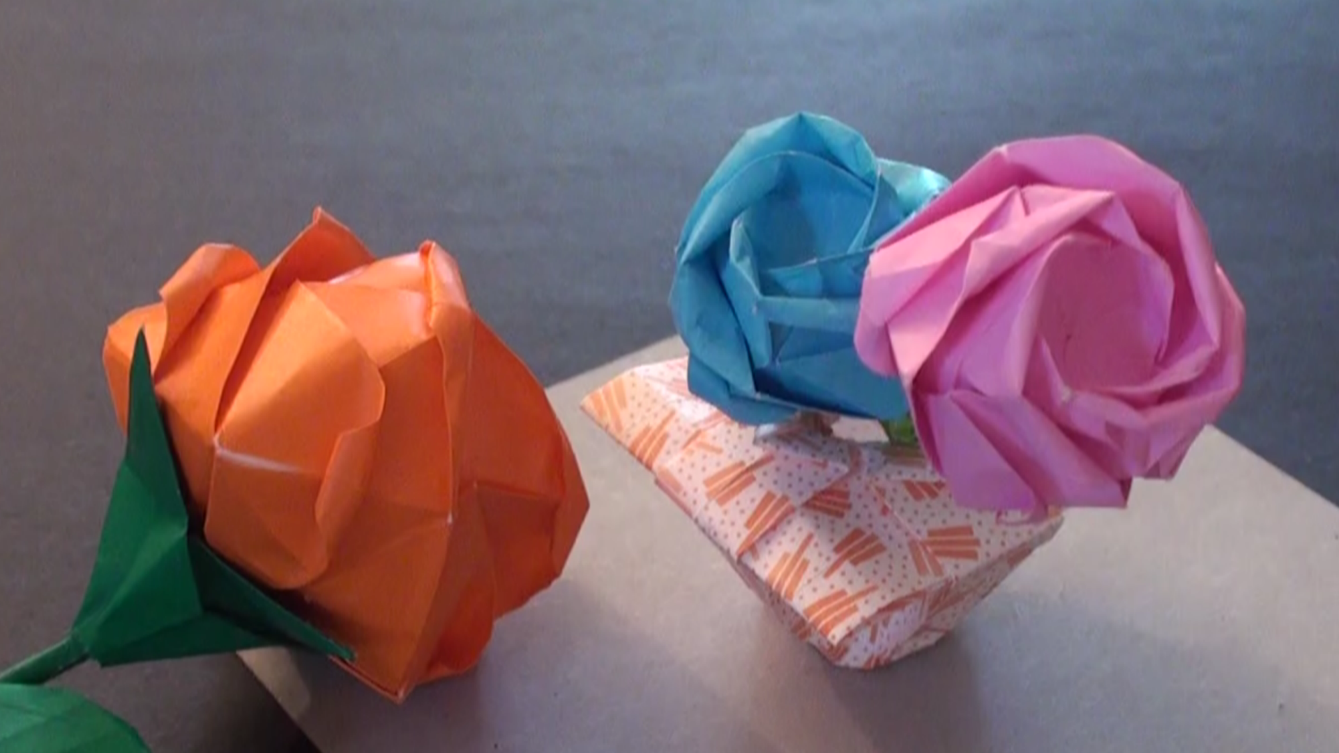 How to Make a Beautiful Origami Kawasaki Rose - TCGames [HD]