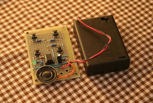 MemAxe - 8Bit sound effects memory game
