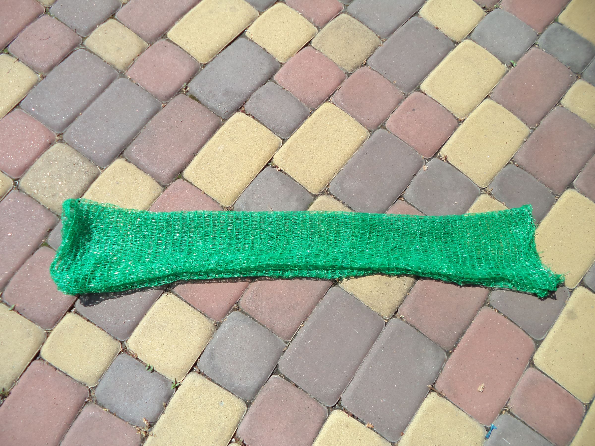 How to Make a Sponge Out of Plastic Mesh Bag 7 Steps (with Pictures