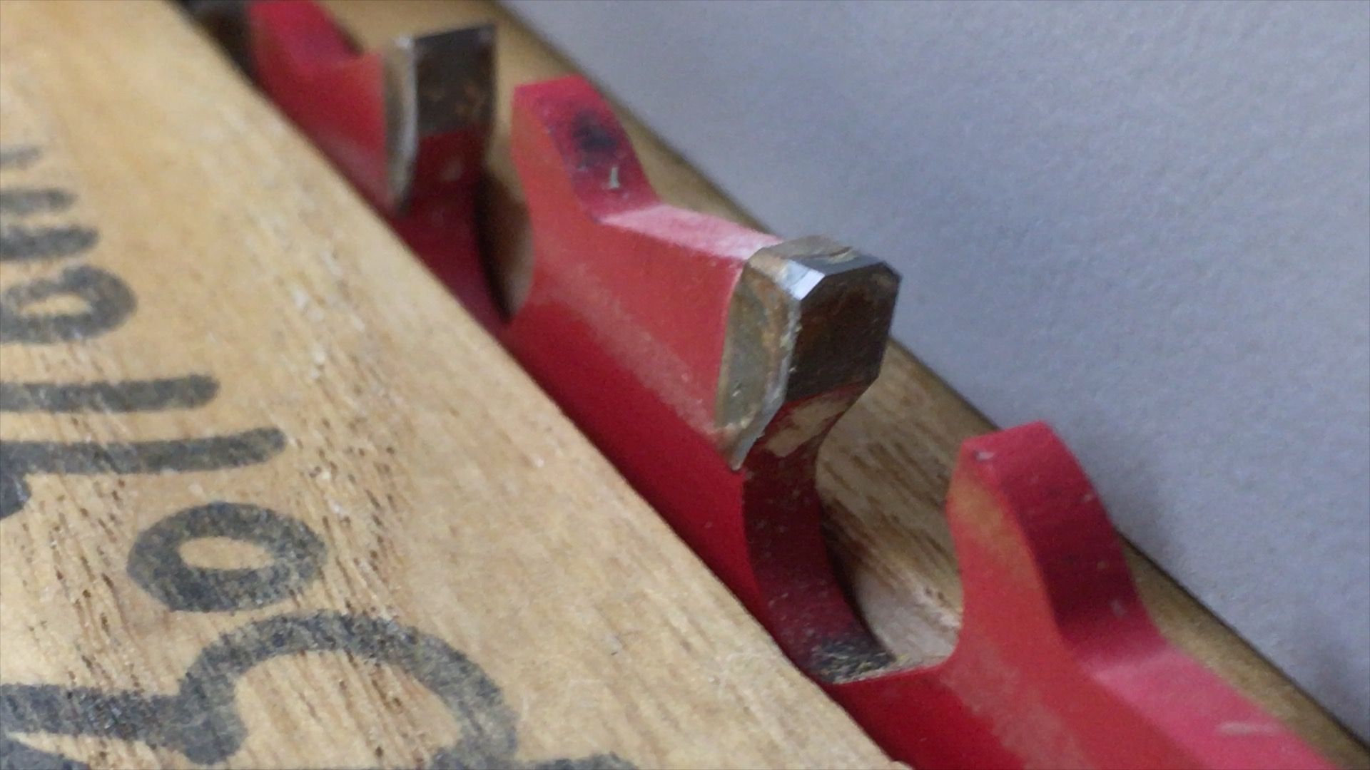 How to Make Tongue and Groove Joinery 2 Different Ways! 8 Steps (with