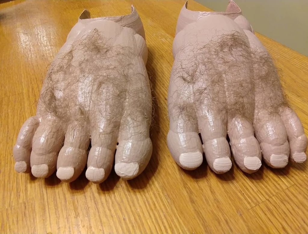 The Hobbit "Feet" Costume 6 Steps (with Pictures)
