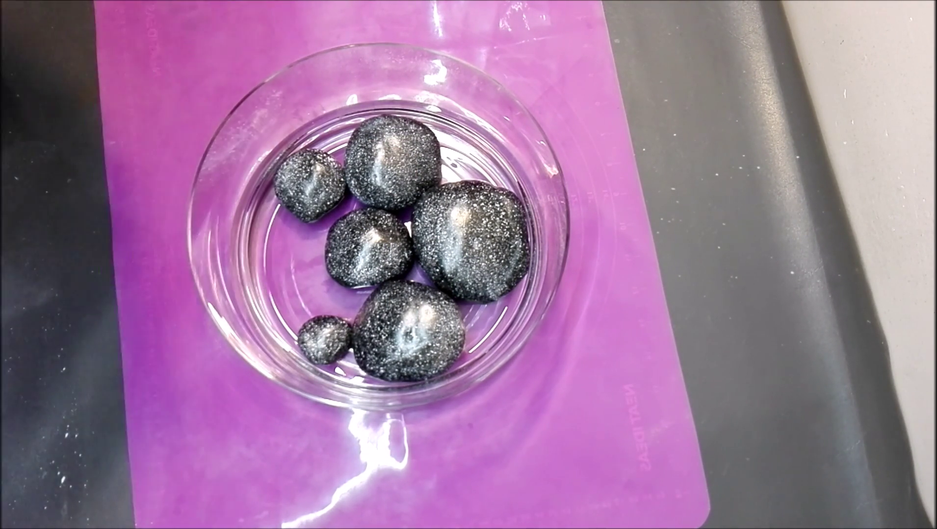 How to Make Sea Shell With Pebbles Diorama 5 Steps Instructables