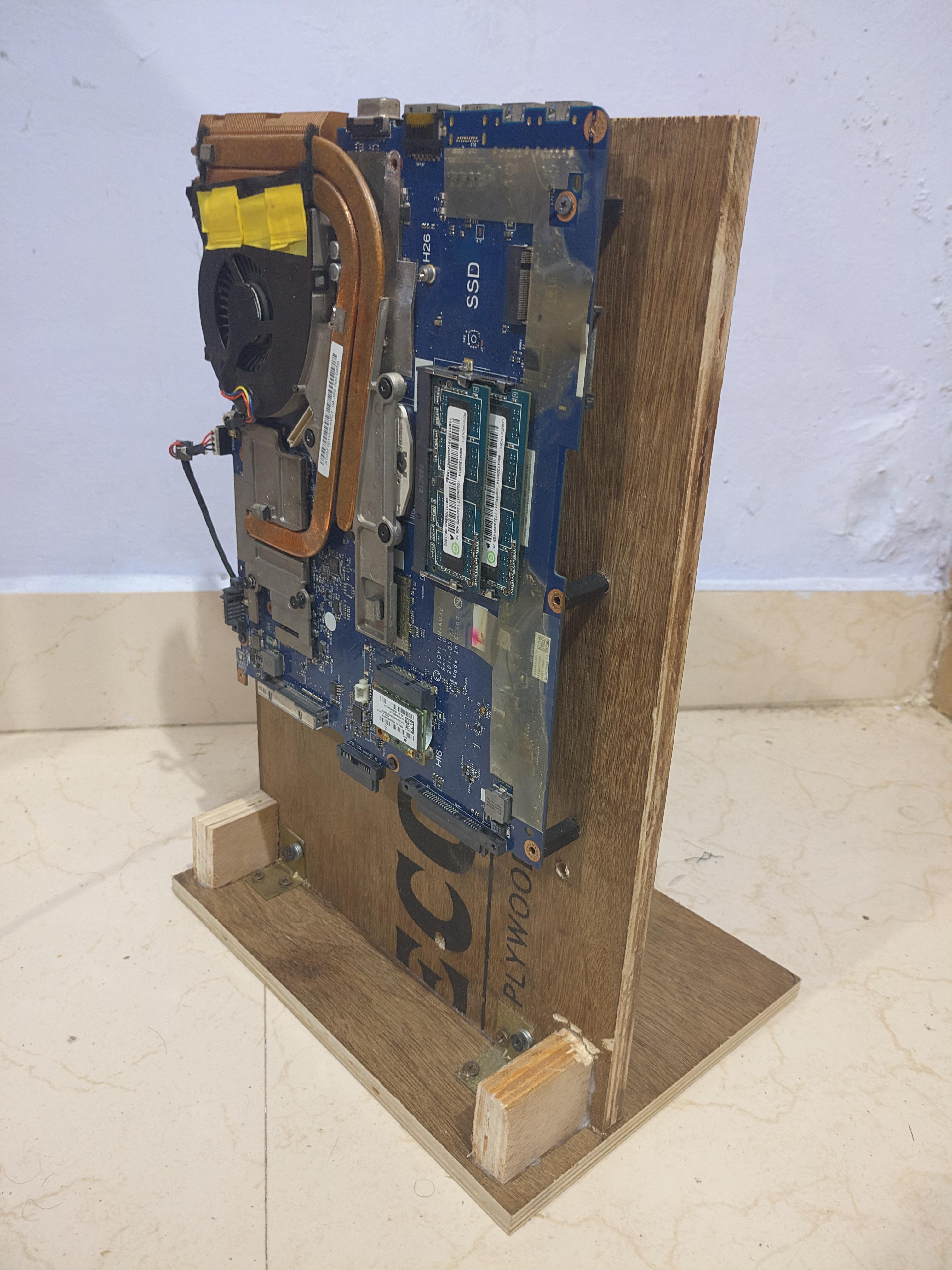 Turn Old Laptop and Monitor Into an AllinOne PC 6 Steps (with