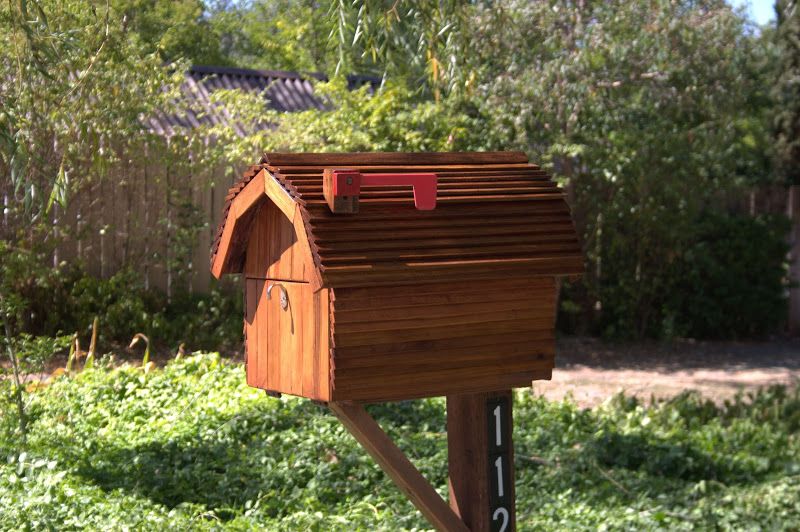 Redwood Mailbox