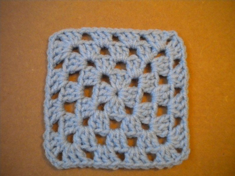 How to Crochet a Granny Square