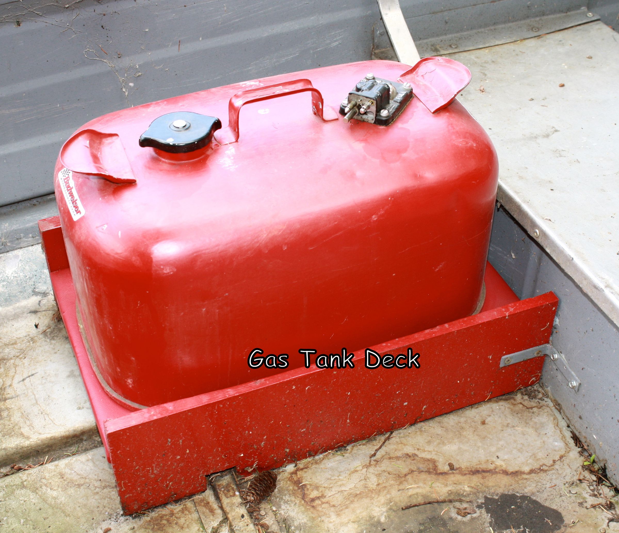 Boat Gas Tank Deck