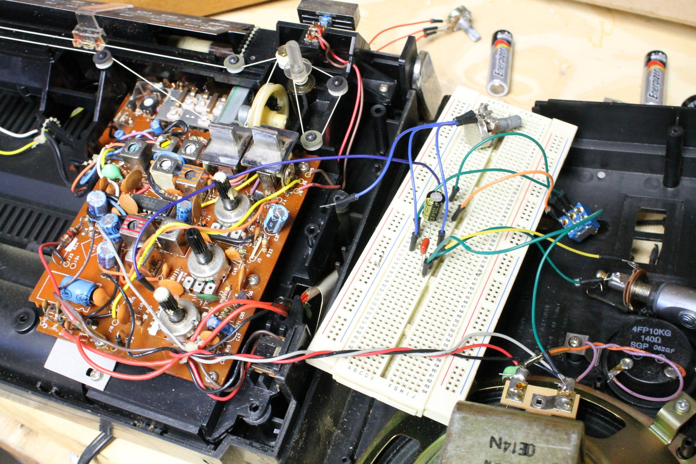 Hack Any Radio Into a Guitar Amp V2 : 9 Steps (with Pictures ...
