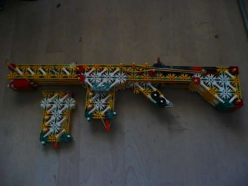 knex pump action gun with removable mags!!!