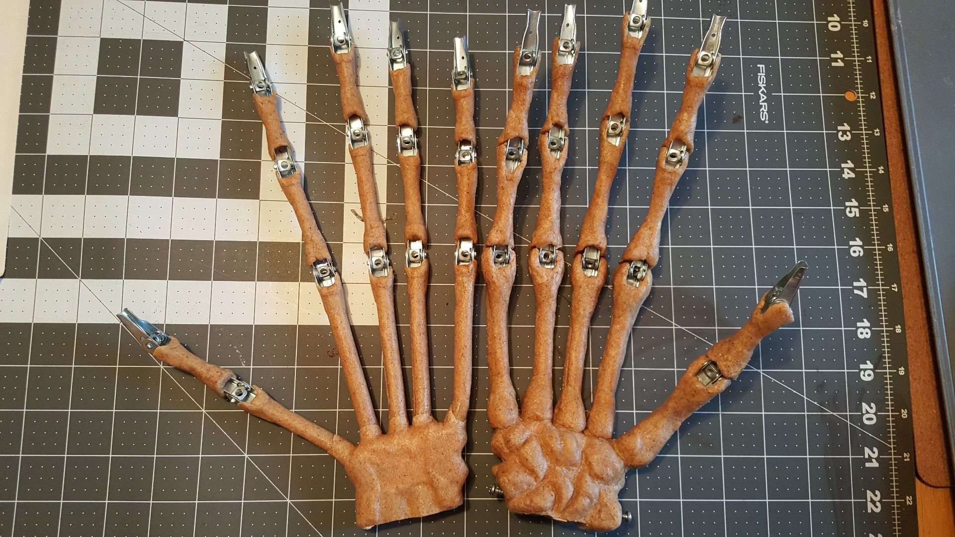 Articulated Skeleton Hand 7 Steps (with Pictures) Instructables