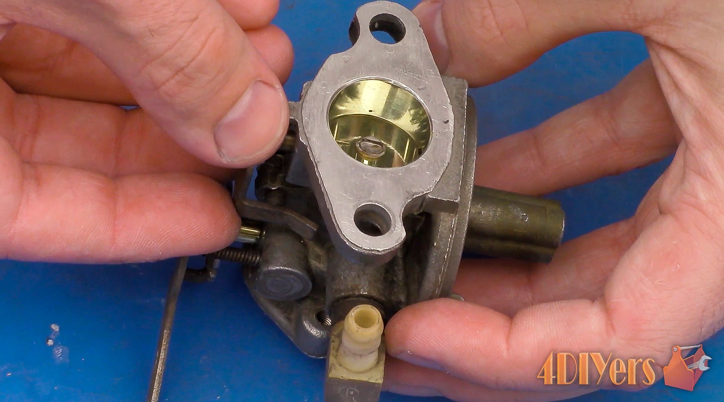 How to Polish and Port a Carburetor and Intake 6 Steps (with Pictures