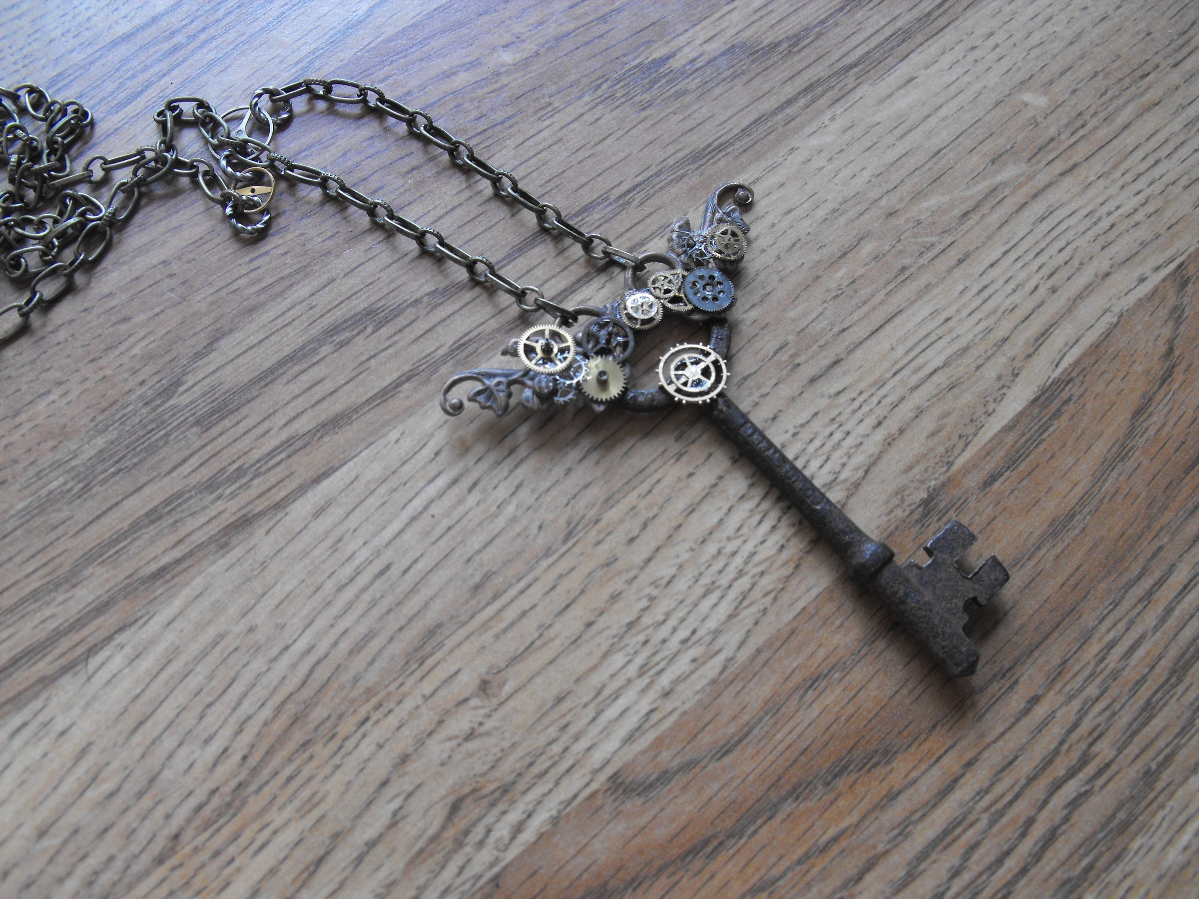 Skeleton Key Necklace
