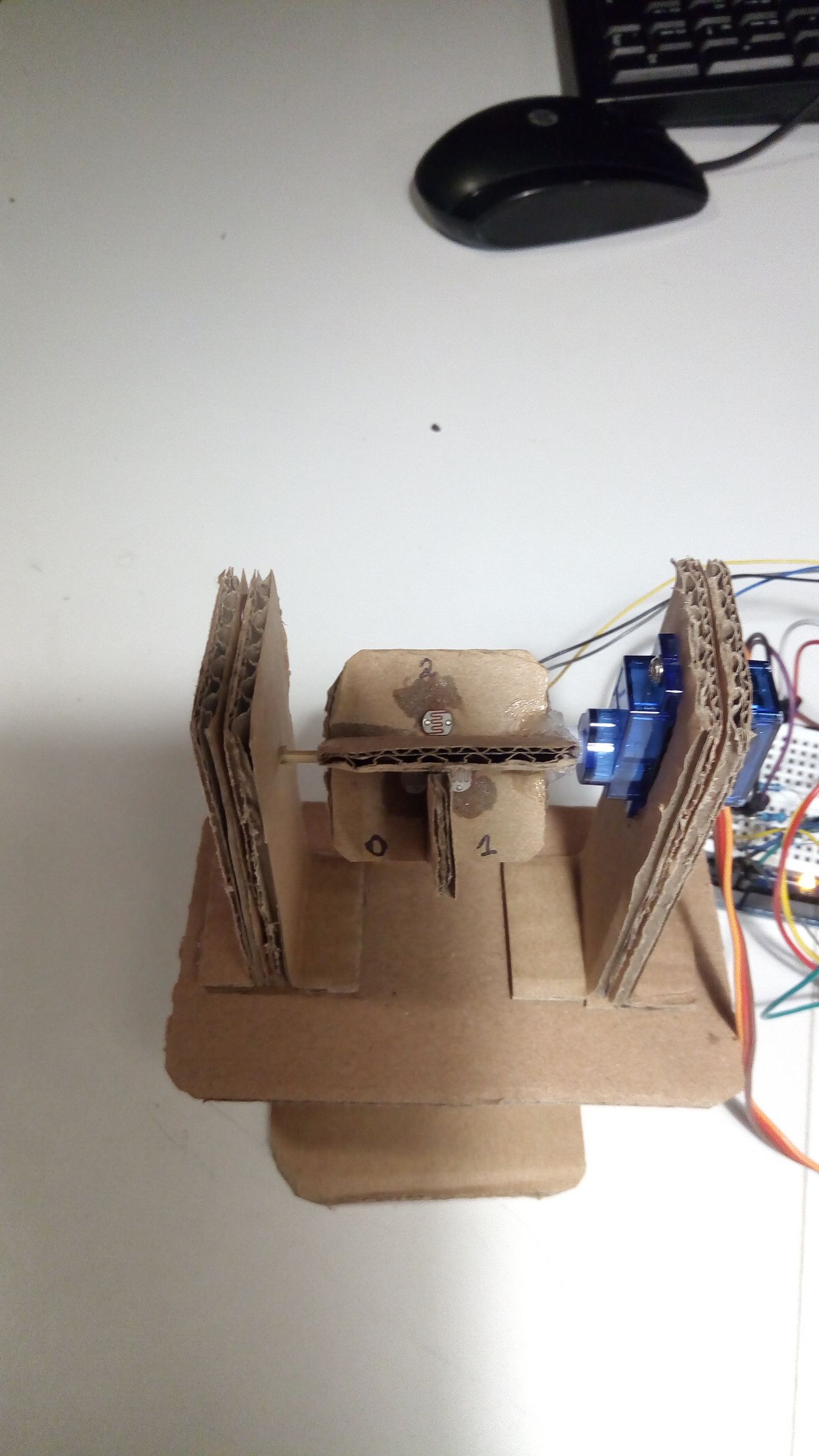 Instructables Solar Tracker Solar Tracker ARDUINO (by TechnoFabrique) : 4 Steps - Instructables